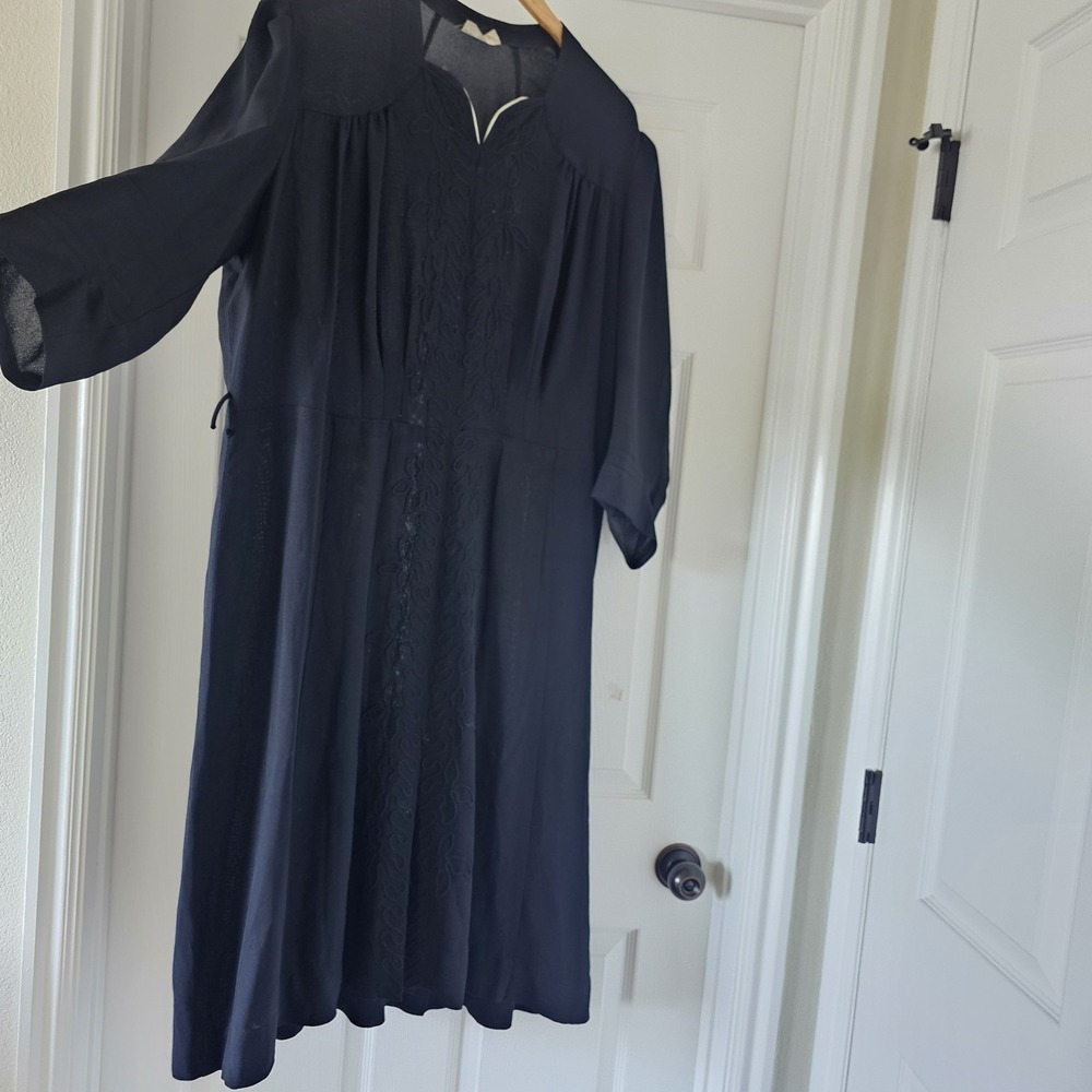 1940s Vintage XXL Volup Black Dress Scalloped Neckline New York Creations #65 - Picture 3 of 13